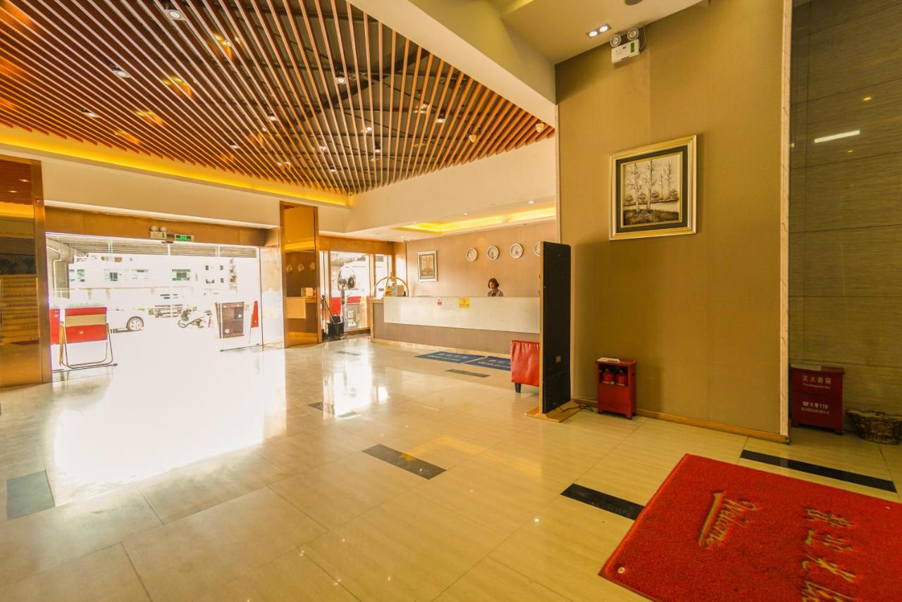 Jia Mei Xin Holiday Hotel Baiyun Airport Branch Cantón Exterior foto